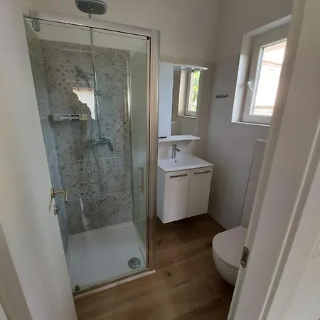 Kaliger Apartment Pakostane