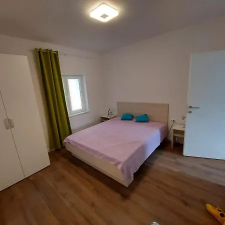 Apartment Kaliger Pakostane